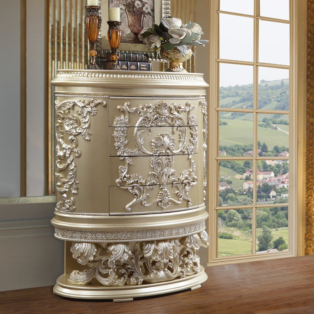 Vatican Chest Champagne Silver. Picture 1