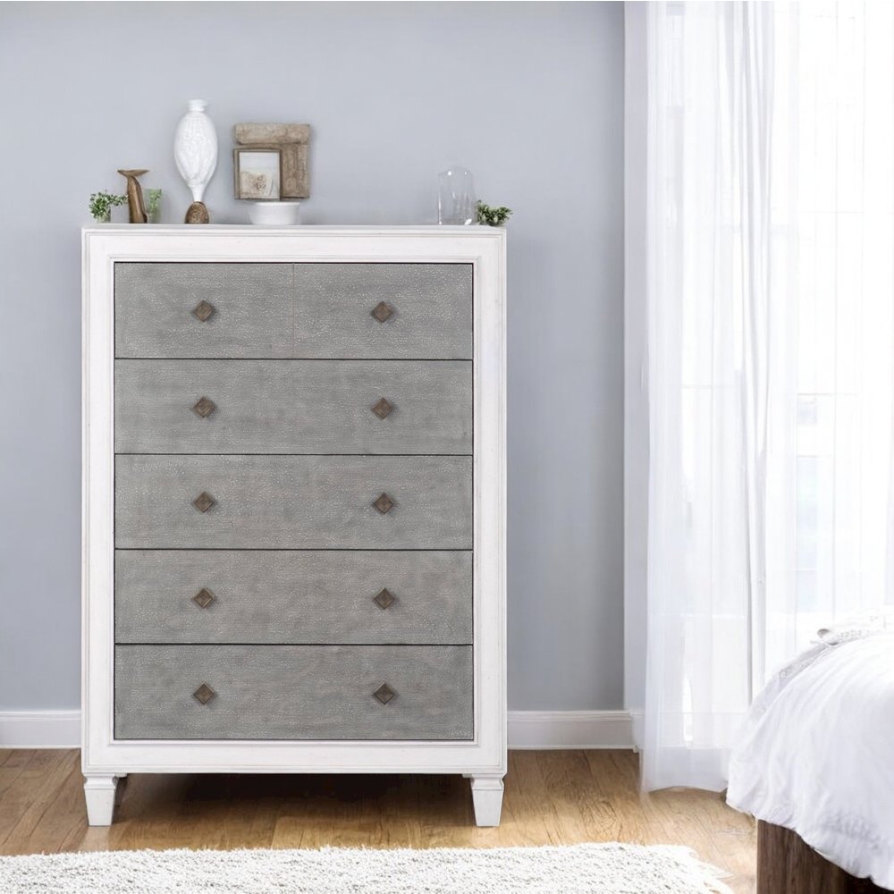 Katia Chest Rustic Gray & Weathered White. Picture 1