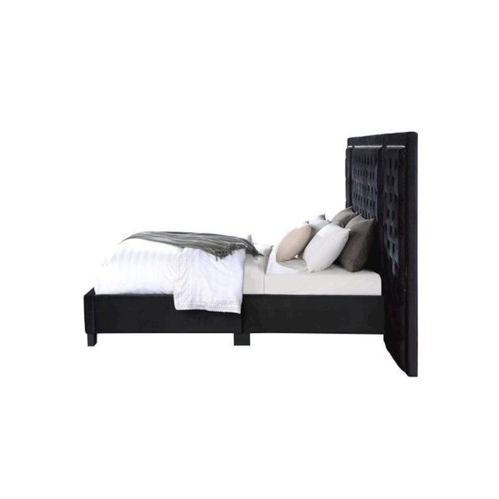 Damazy Eastern King Bed Black Velvet. Picture 4