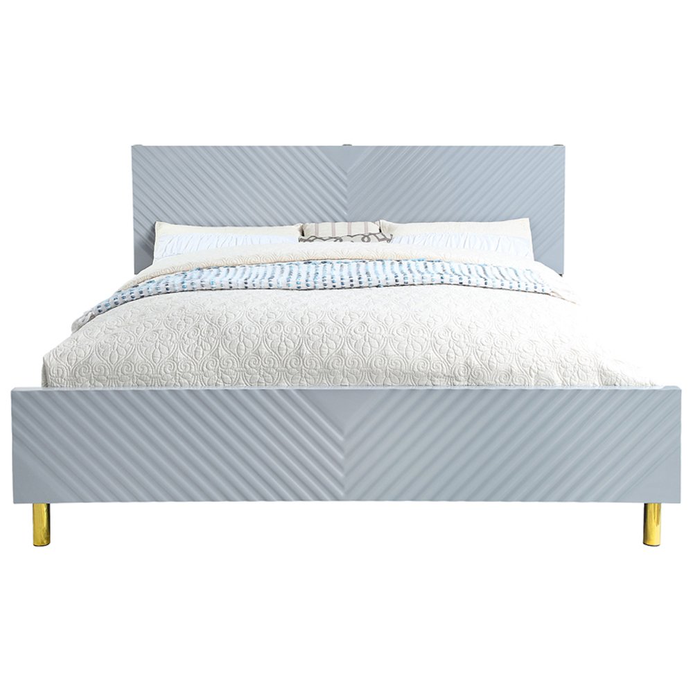 Gaines Eastern King Bed Gray High Gloss. Picture 3