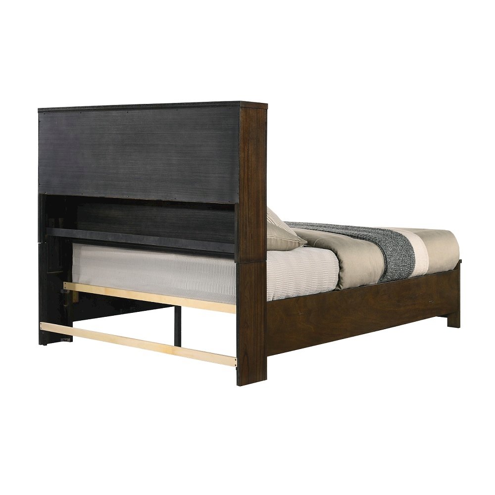 Merrilee II Queen Bed Oak. Picture 6