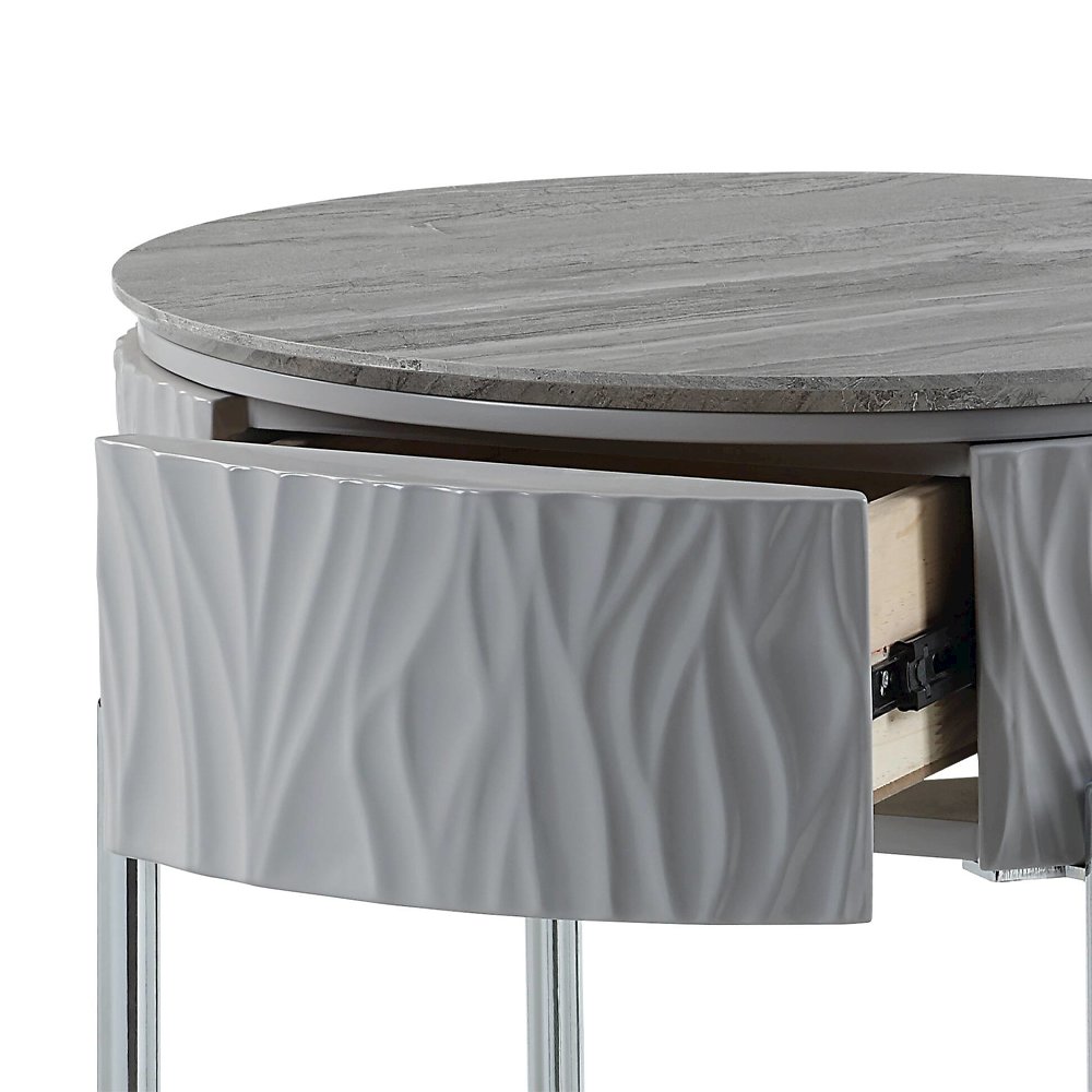 Yukino End Table Gray High Gloss & Chrome. Picture 5