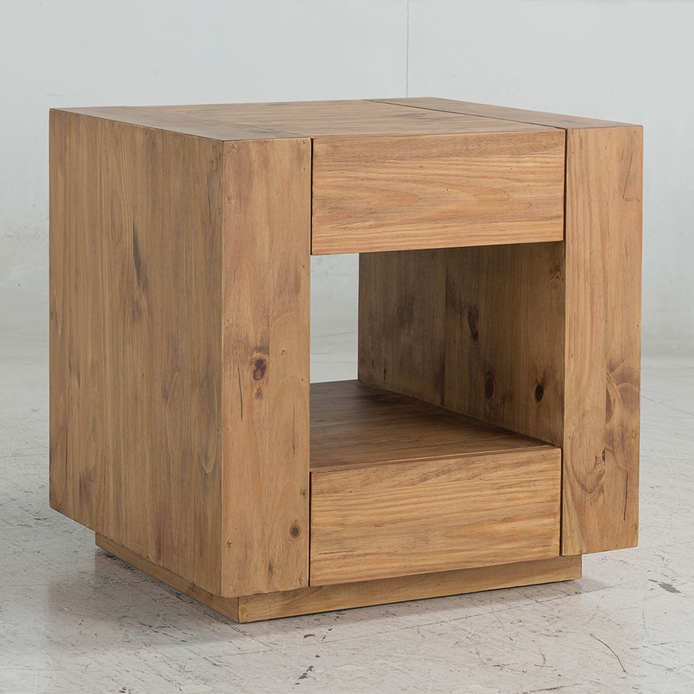 Harlan End Table Oak. Picture 2