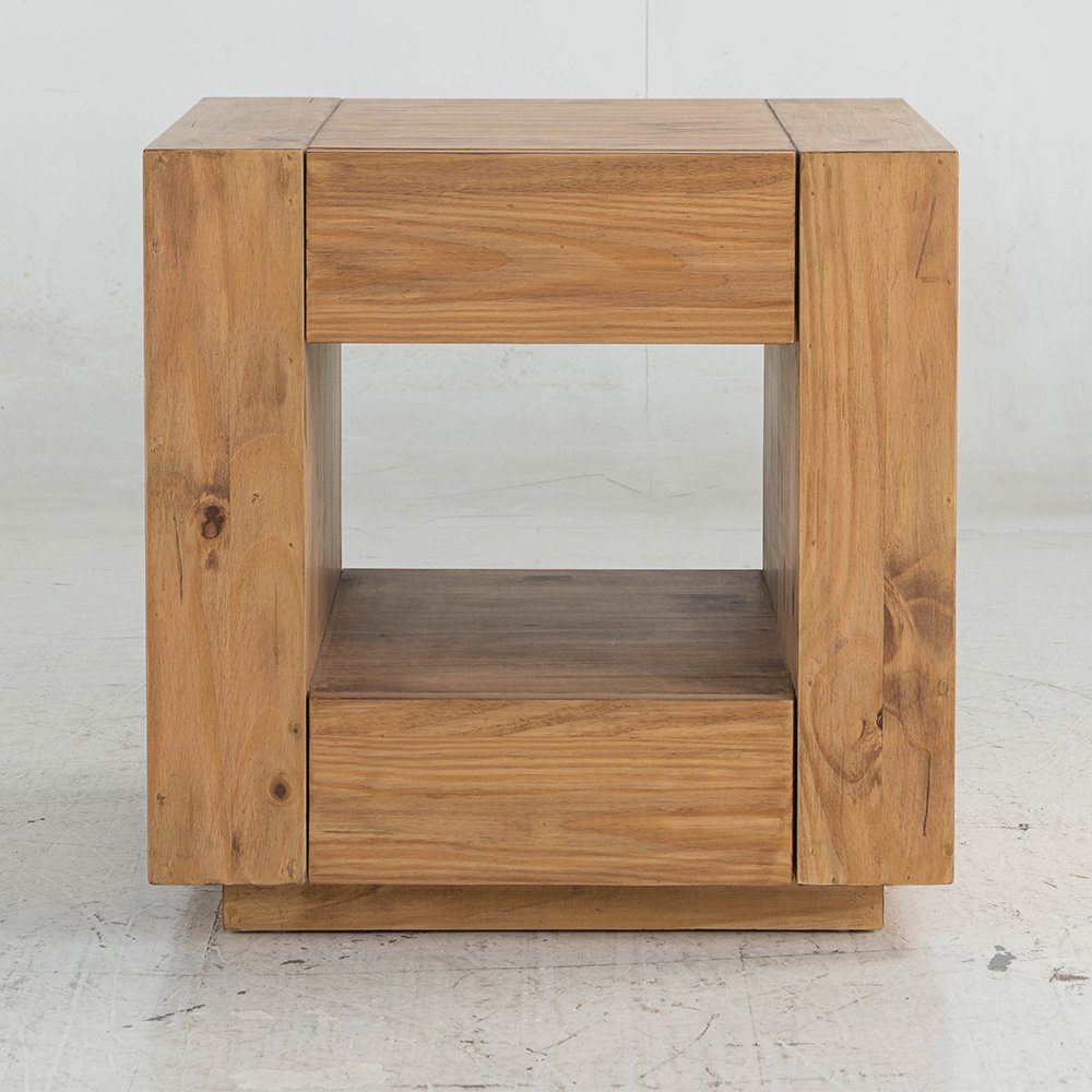 Harlan End Table Oak. Picture 3