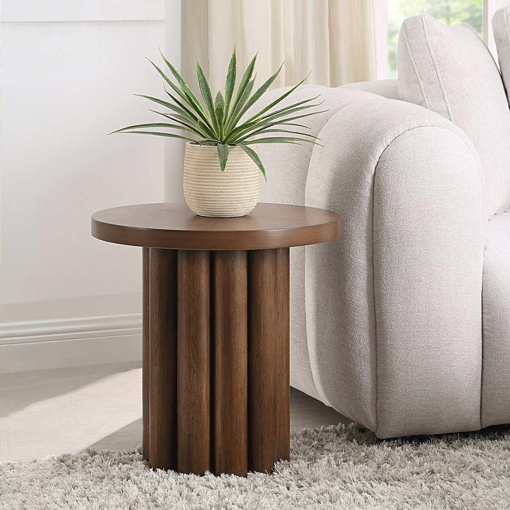 Sanat End Table Walnut. Picture 1