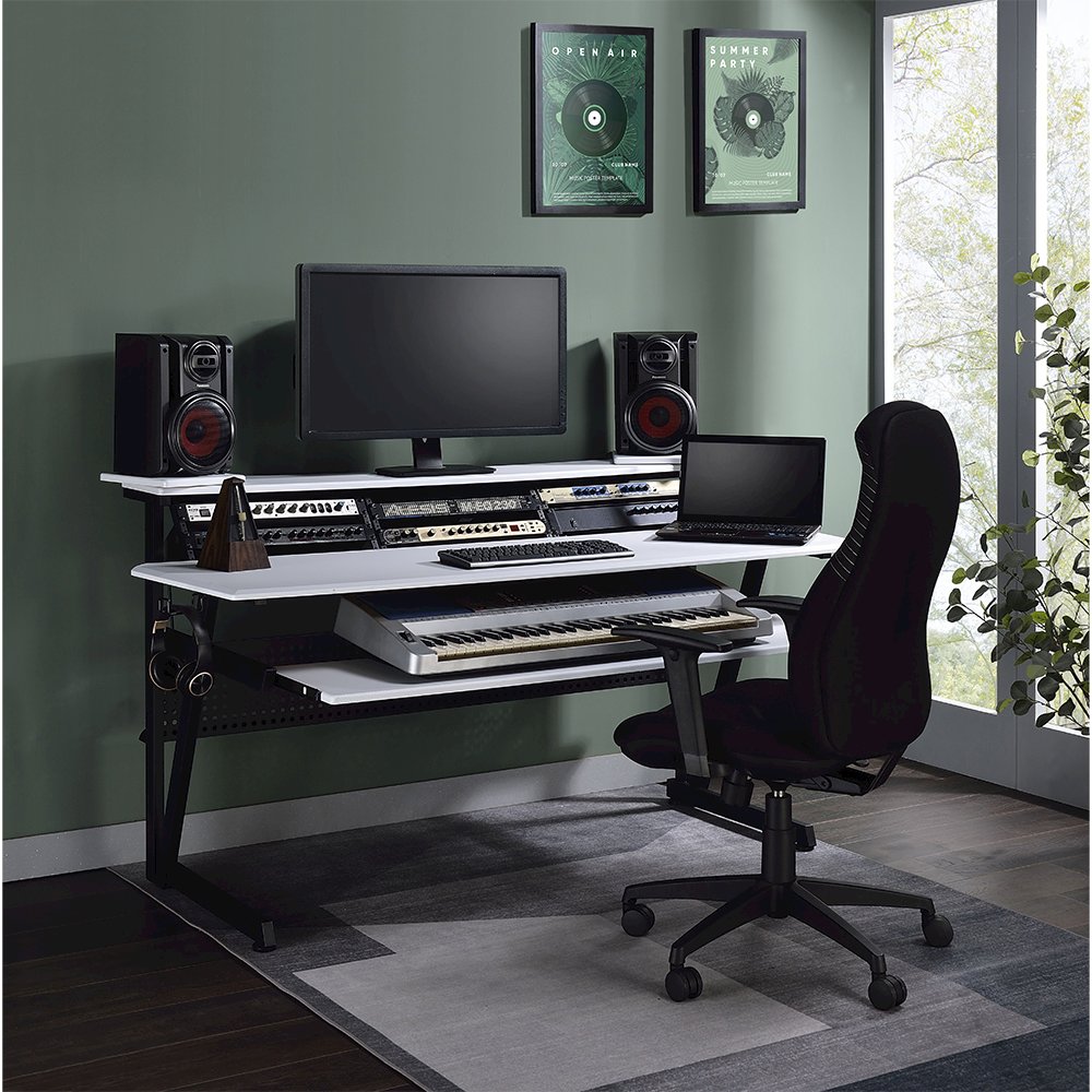 Saida Music Desk White. Picture 1