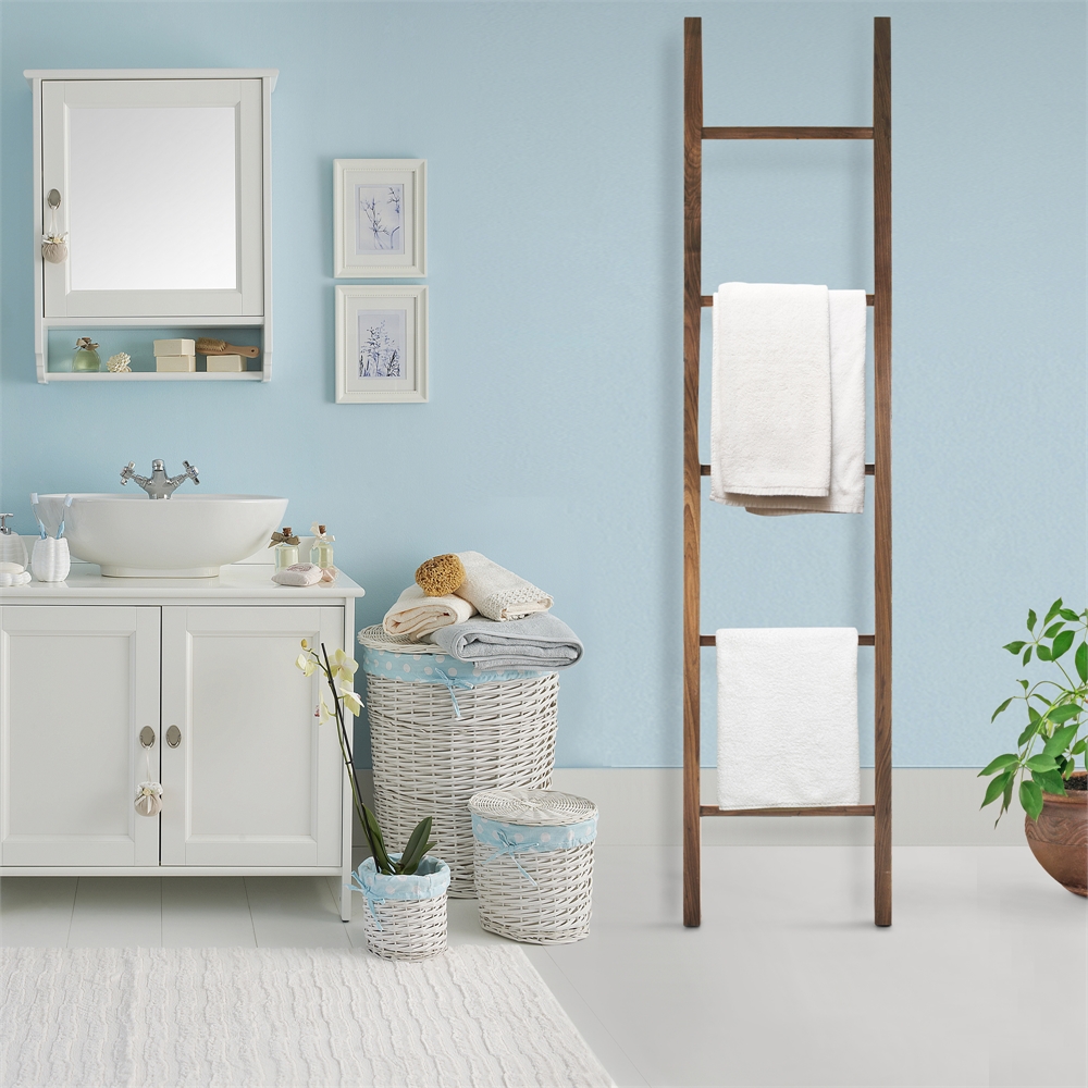 American Trails Decorative Ladder with Solid Walnut. Picture 7