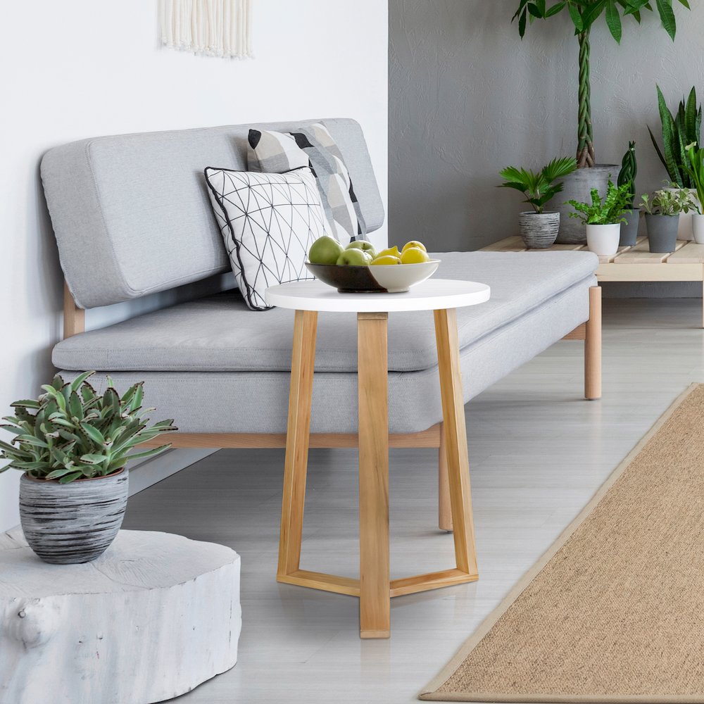 Aesthetic Tripod Round Side Table with Solid American Hardwood Legs, Natural. Picture 2