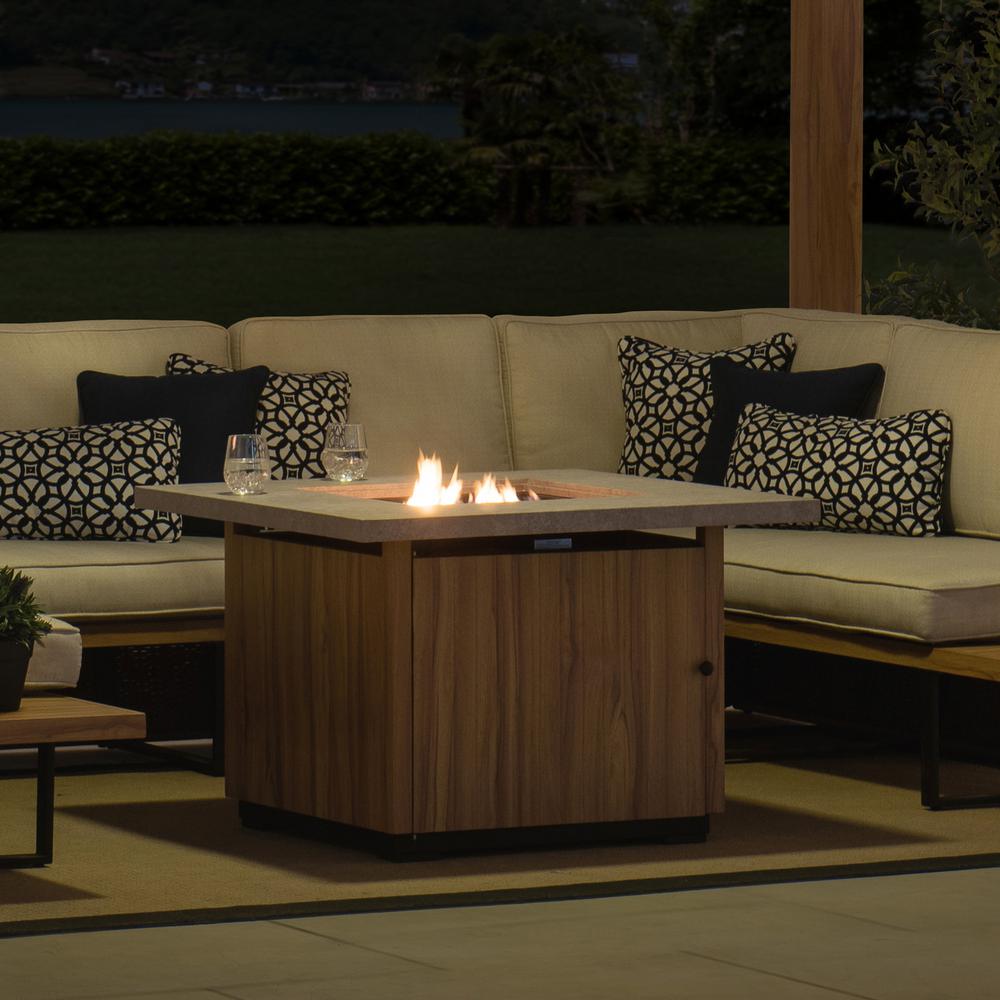 Sunjoy 38" Outdoor Steel Propane Burning Fire Pit Table with Lid and Lava Rocks. Picture 12