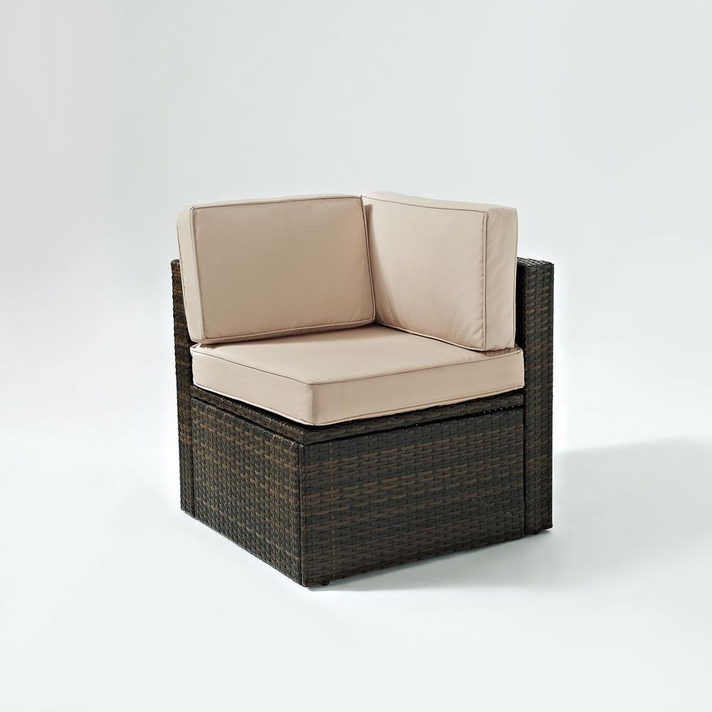 Palm Harbor Wicker Corner Outdoor Sectional Chair. Picture 8