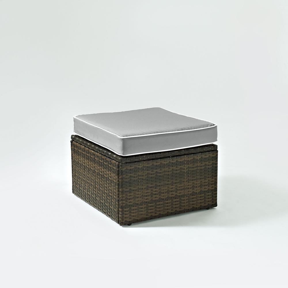 Palm Harbor Wicker Outdoor Ottoman. Picture 8