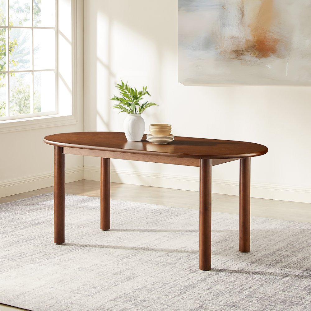 Kennedy Dining Table. Picture 5