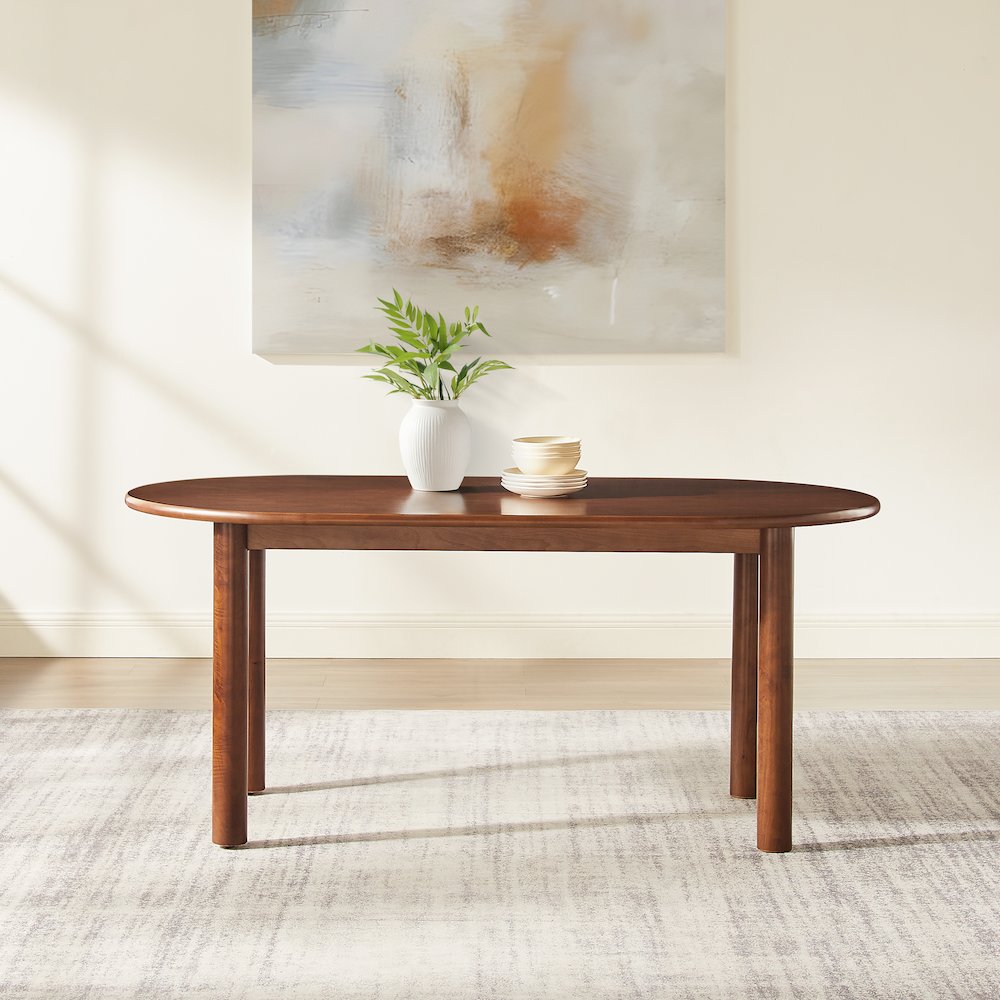 Kennedy Dining Table. Picture 6
