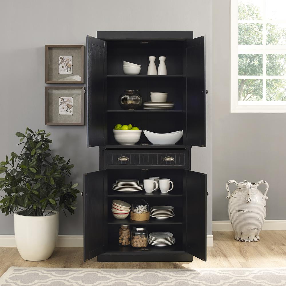 Seaside Kitchen Storage Pantry. Picture 7