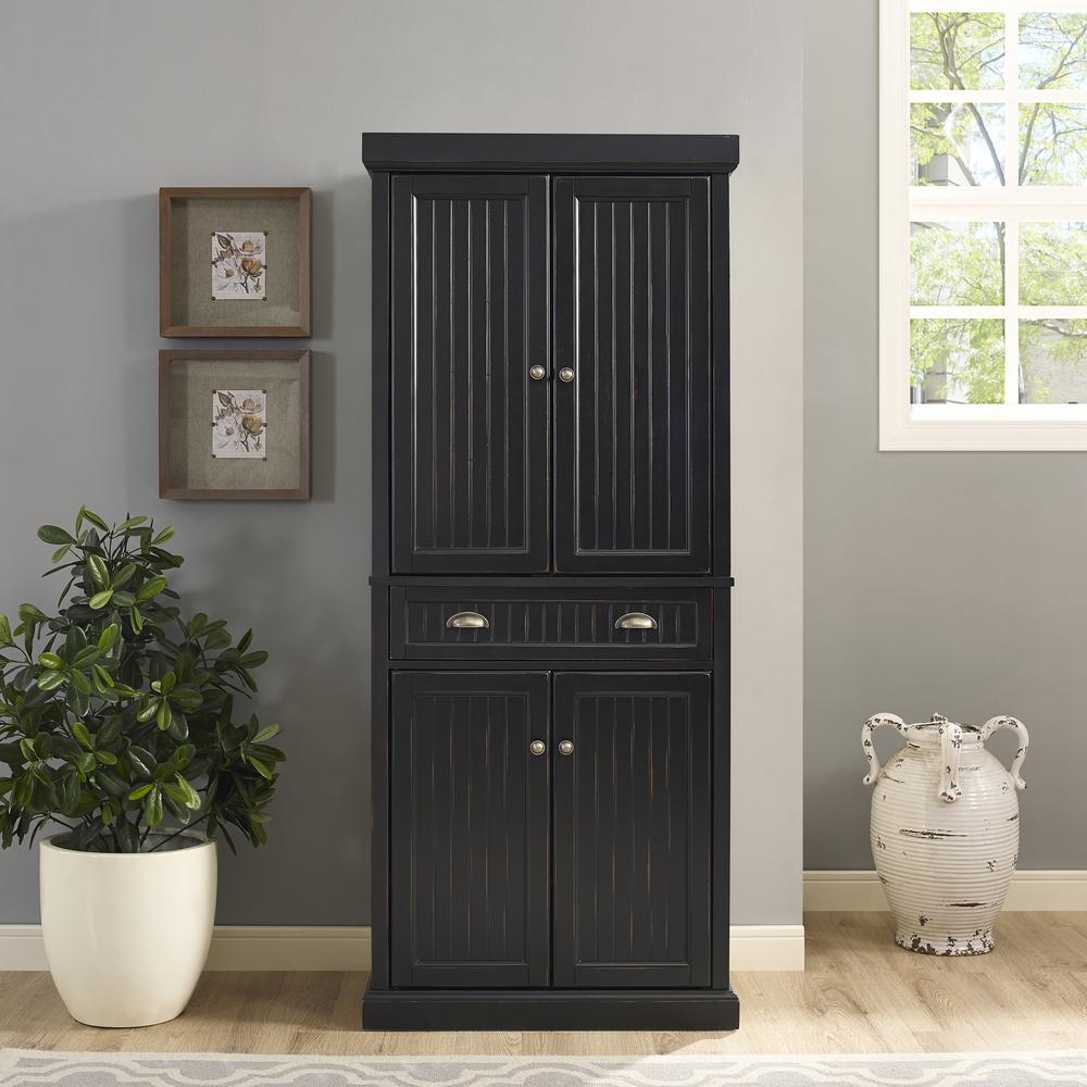 Seaside Kitchen Storage Pantry. Picture 8