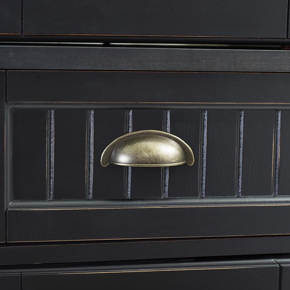Seaside Kitchen Storage Pantry. Picture 11