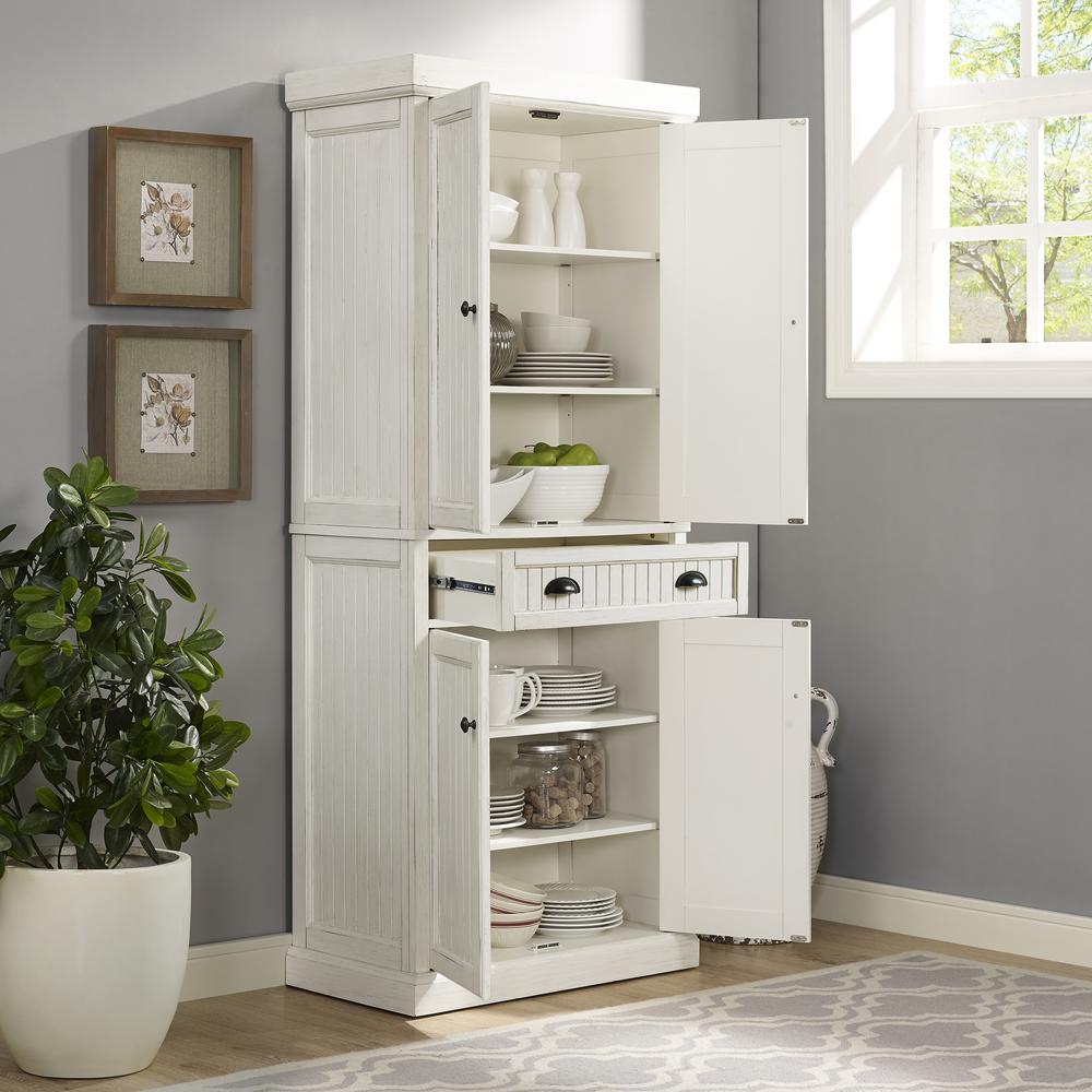 Seaside Pantry Distressed White. Picture 2