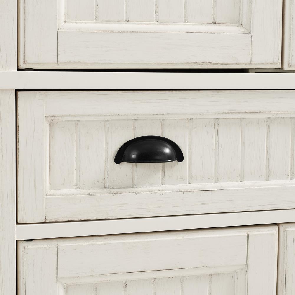 Seaside Pantry Distressed White. Picture 12