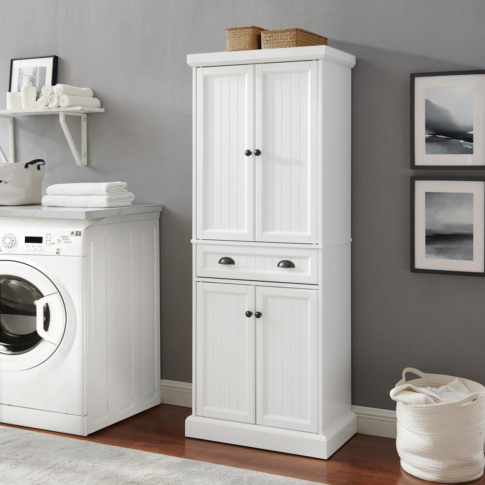 Shoreline Kitchen Storage Pantry. Picture 5