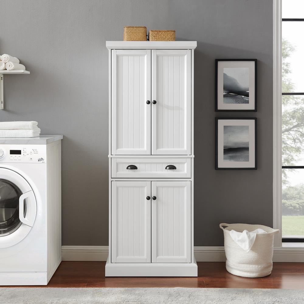 Shoreline Kitchen Storage Pantry. Picture 7