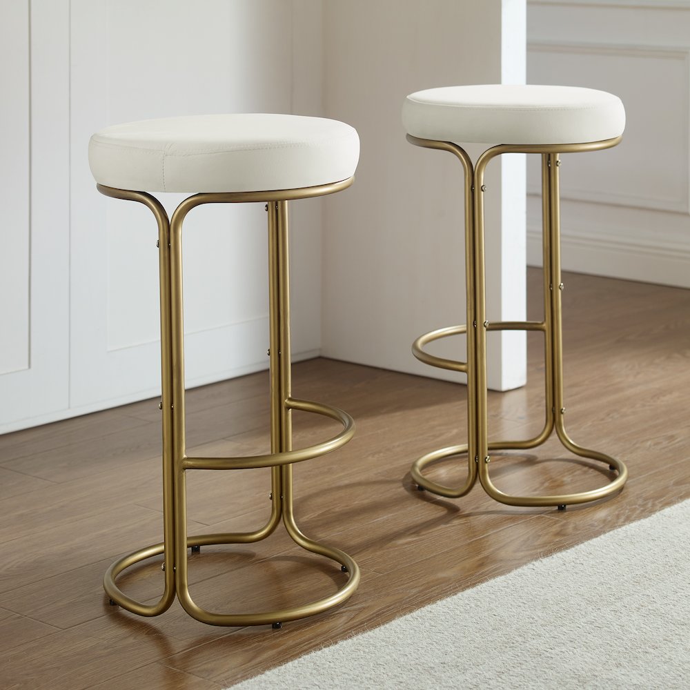 Carson 2-Piece Counter Height Bar Stool Set. Picture 4