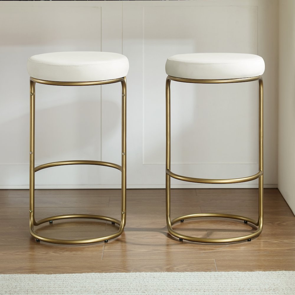Carson 2-Piece Counter Height Bar Stool Set. Picture 5