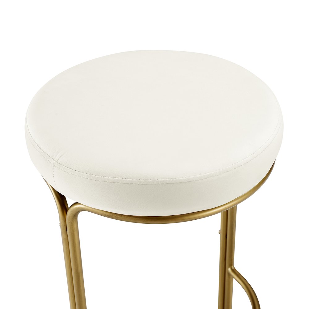 Carson 2-Piece Counter Height Bar Stool Set. Picture 3