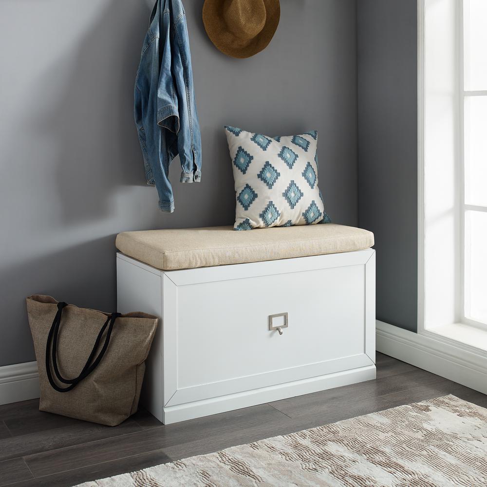 Harper Entryway Storage Bench. Picture 7