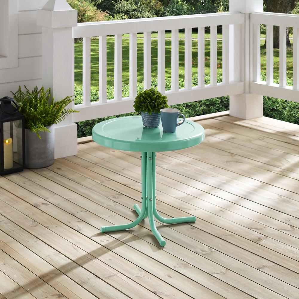 Griffith Retro Outdoor Side Table. Picture 4