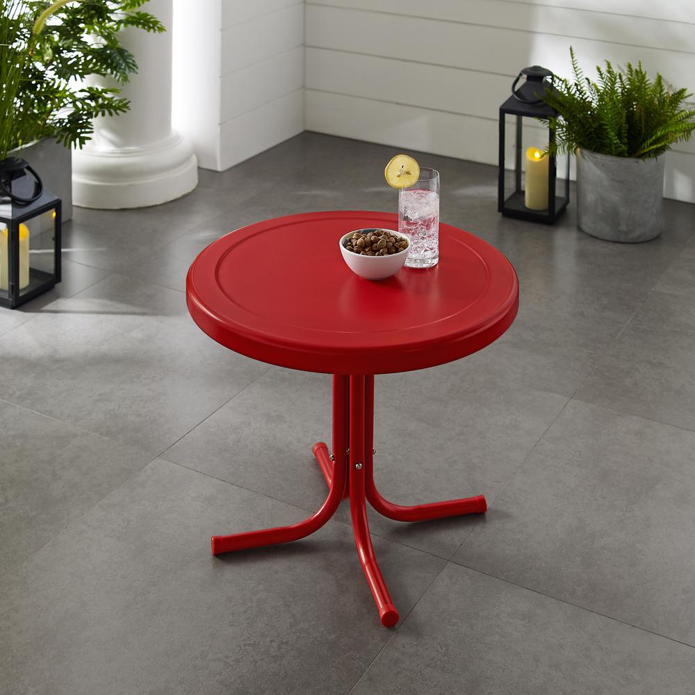 Griffith Retro Outdoor Side Table. Picture 2