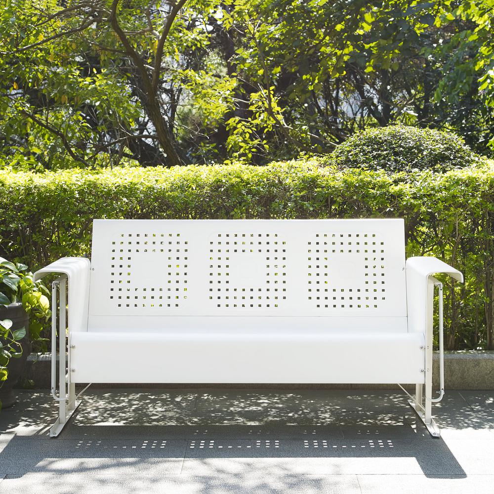 Bates Retro Outdoor Sofa Glider. Picture 4