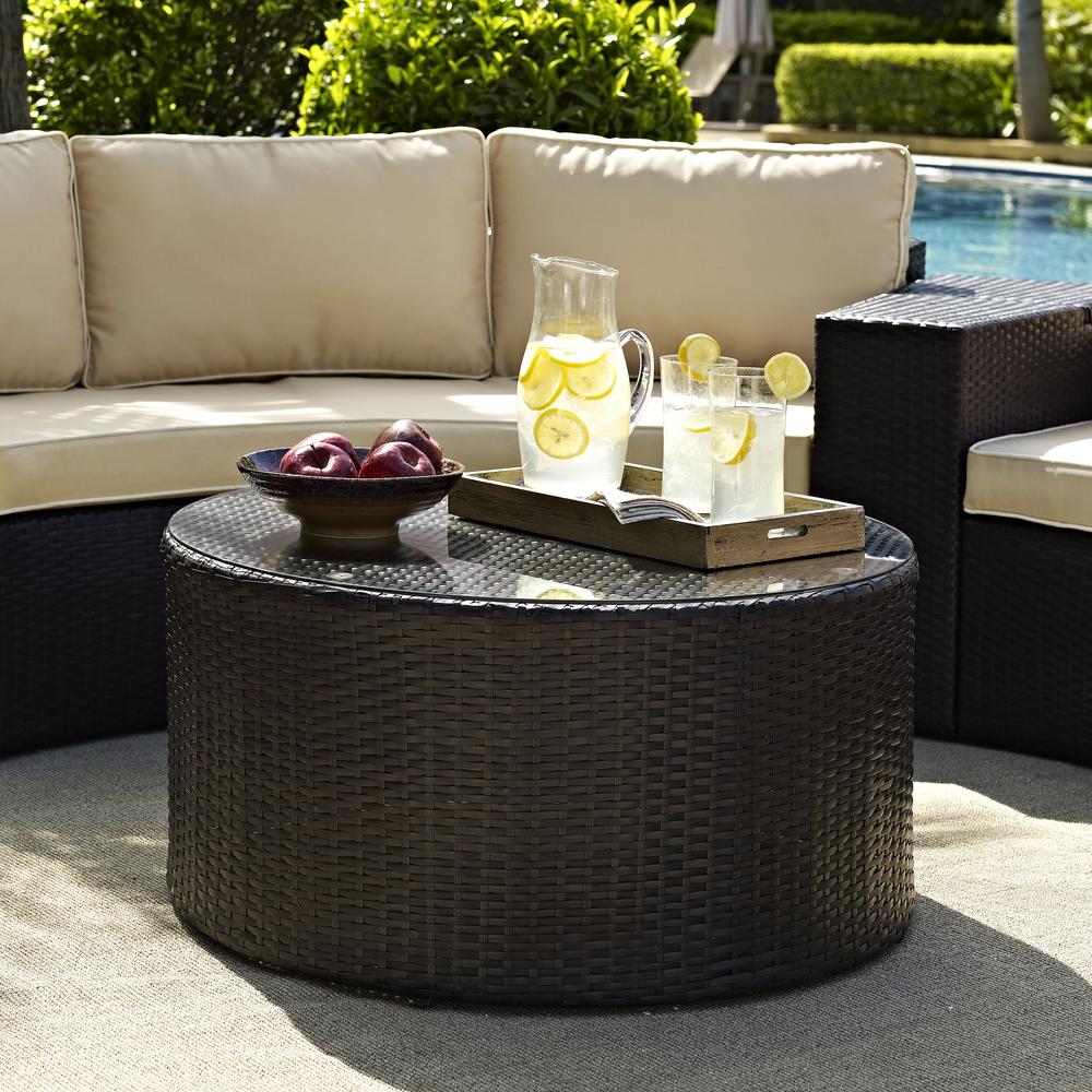 Catalina Wicker Outdoor Round Coffee Table. Picture 2