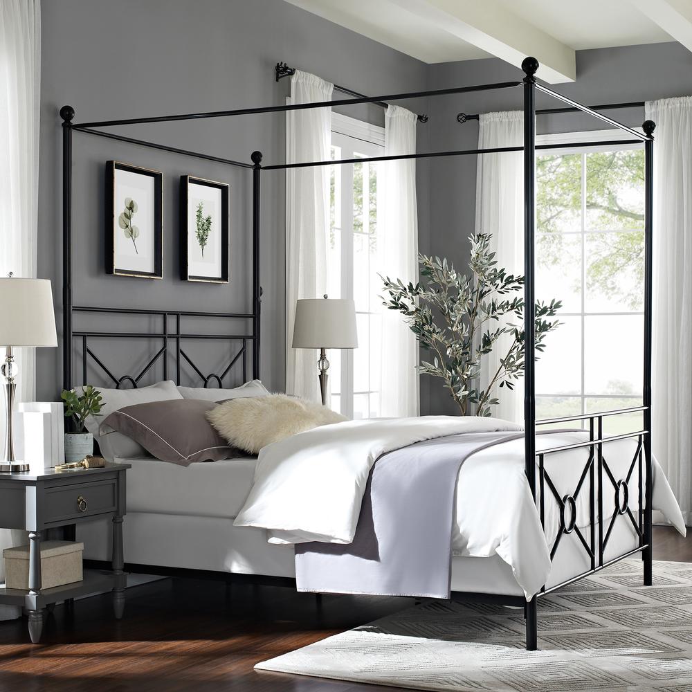 Montgomery Queen Canopy Bed. Picture 9