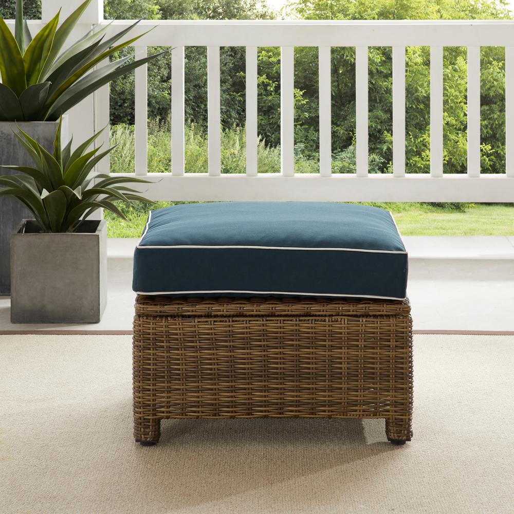 Bradenton Wicker Outdoor Ottoman. Picture 4