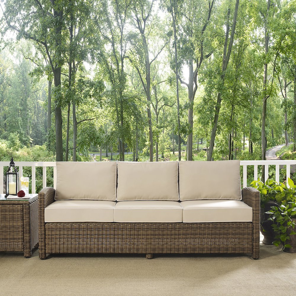 Bradenton Wicker Outdoor Sofa. Picture 10