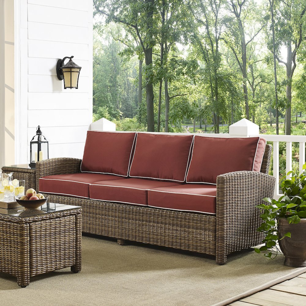 Bradenton Wicker Outdoor Sofa. Picture 3