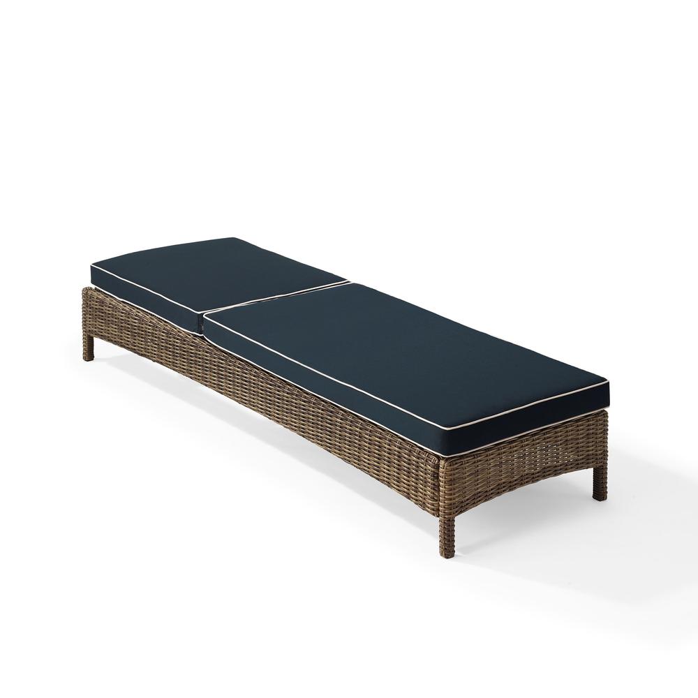 Bradenton Wicker Outdoor Chaise Lounge. Picture 3