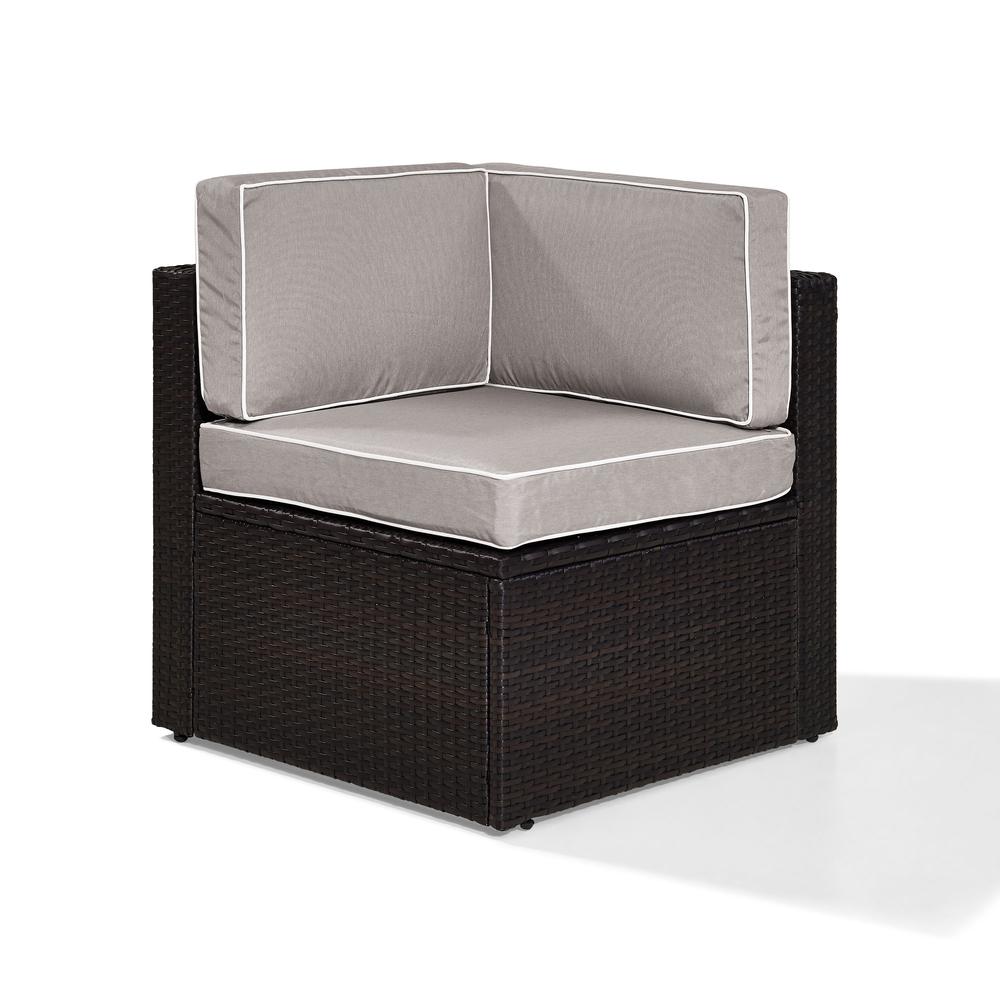 Palm Harbor Wicker Corner Outdoor Sectional Chair. Picture 1