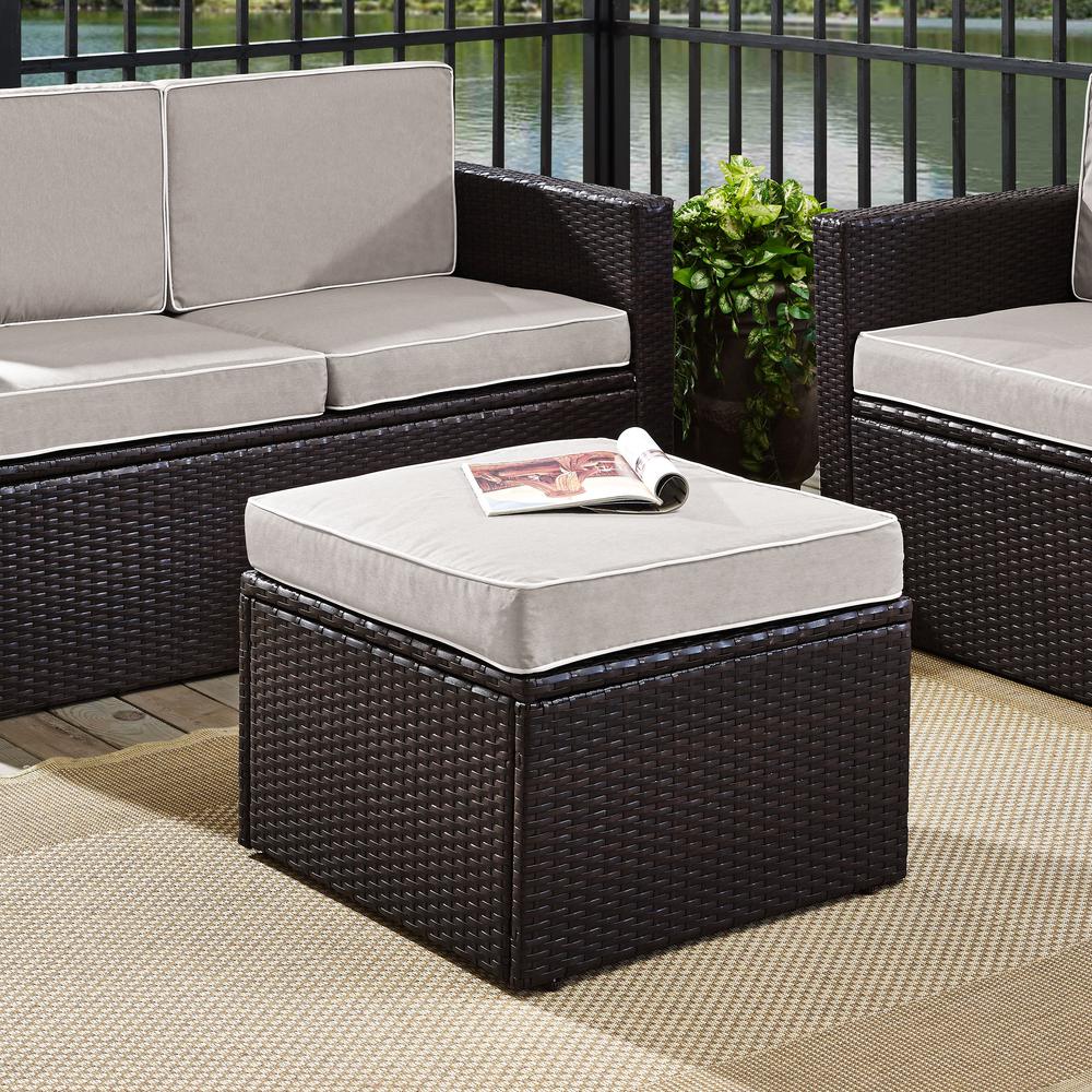 Palm Harbor Wicker Outdoor Ottoman. Picture 2