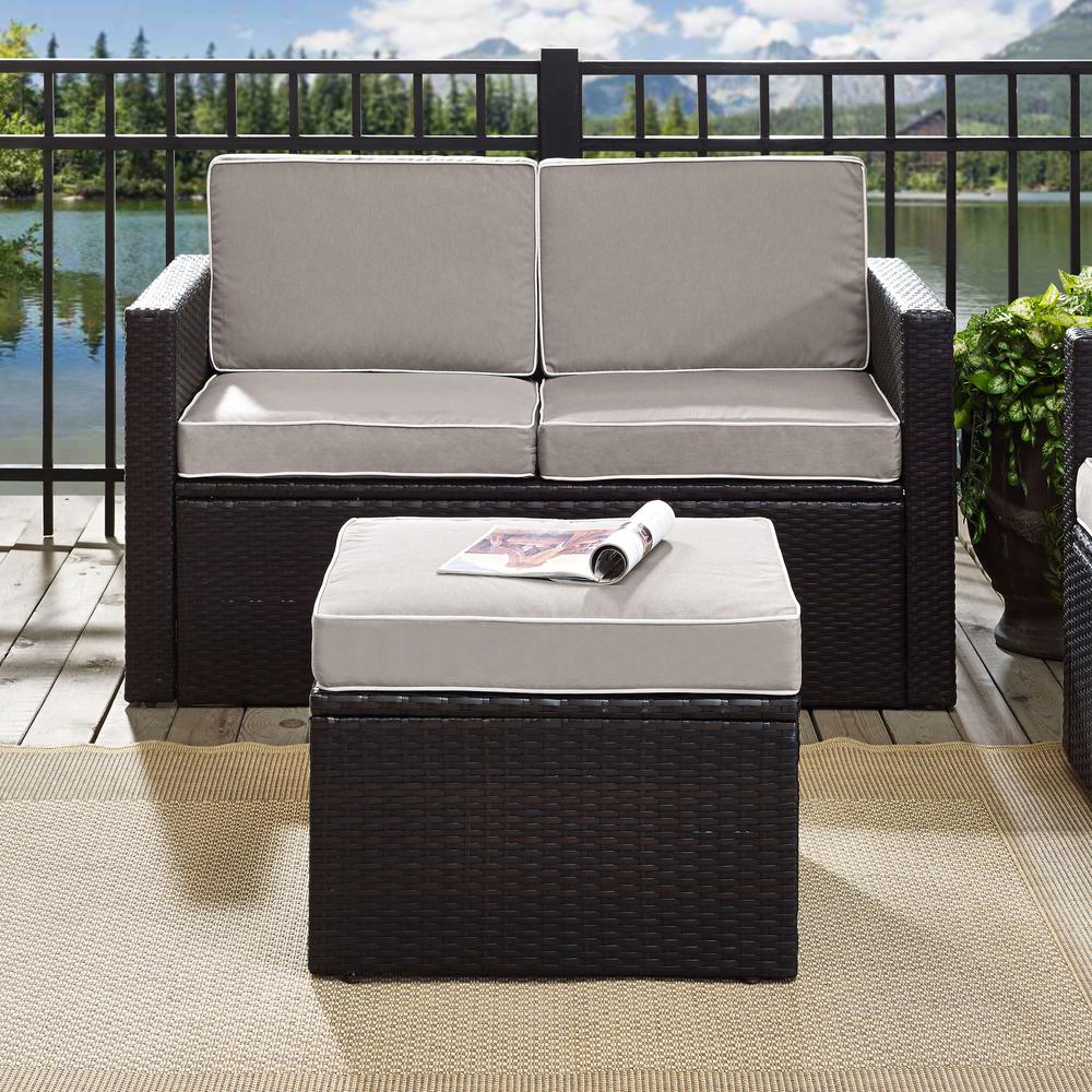 Palm Harbor Wicker Outdoor Ottoman. Picture 3