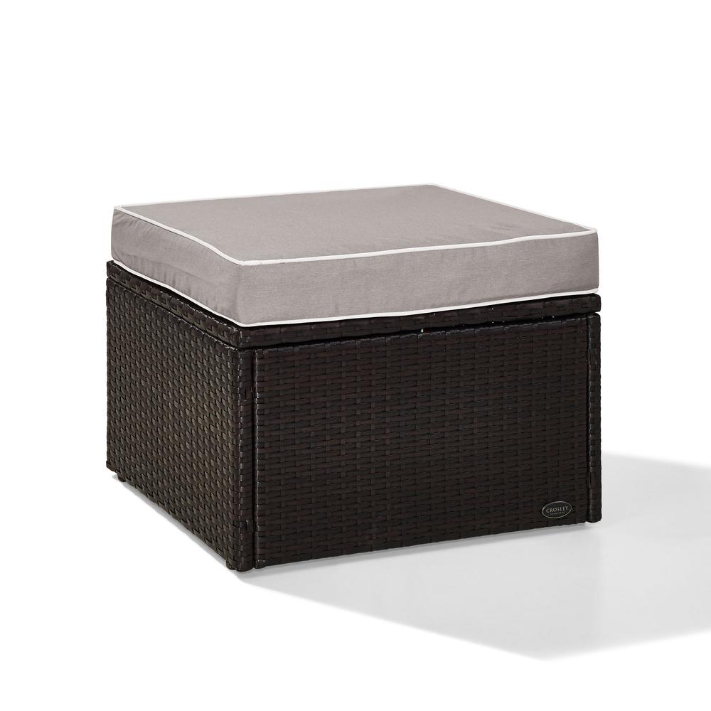 Palm Harbor Wicker Outdoor Ottoman. Picture 1
