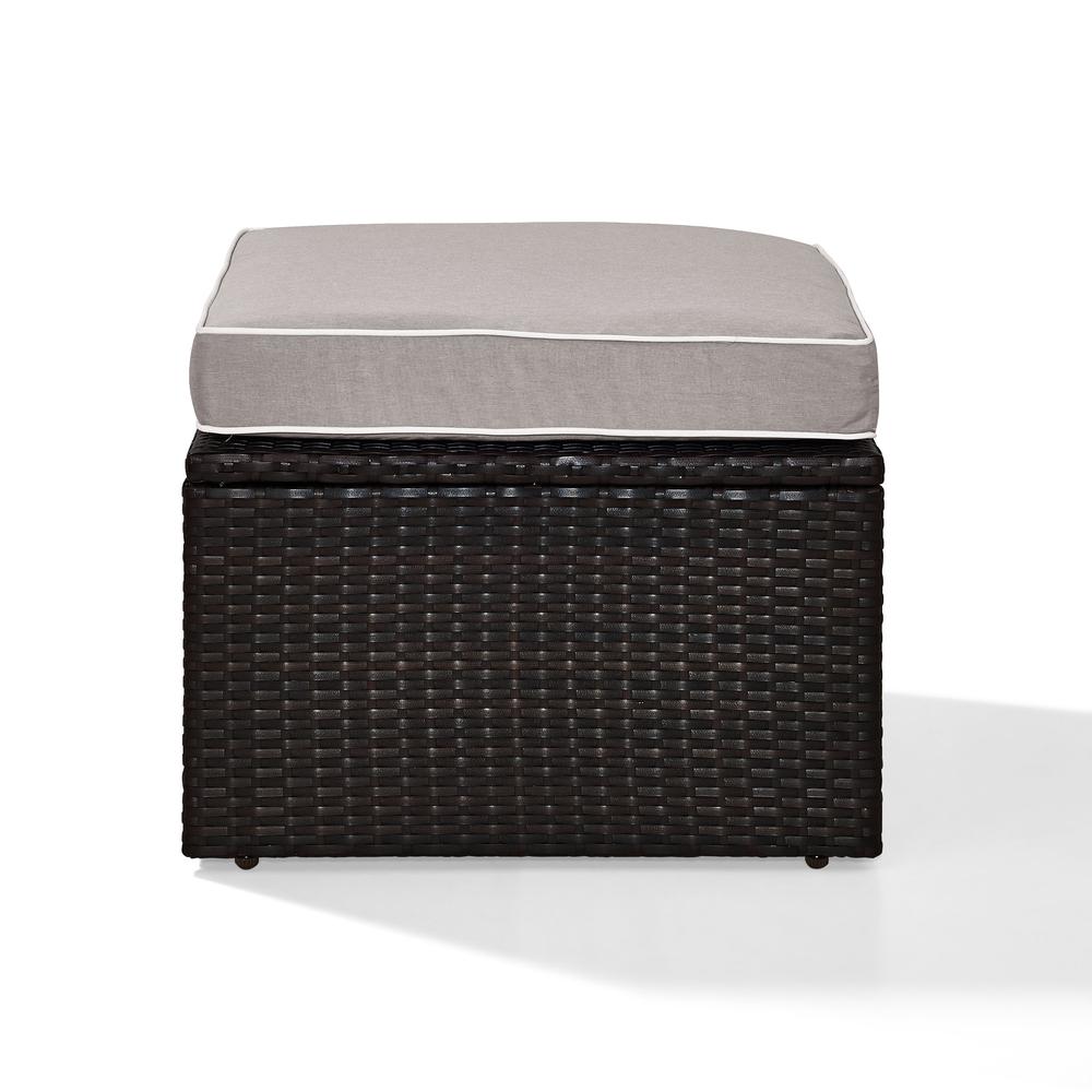 Palm Harbor Wicker Outdoor Ottoman. Picture 4