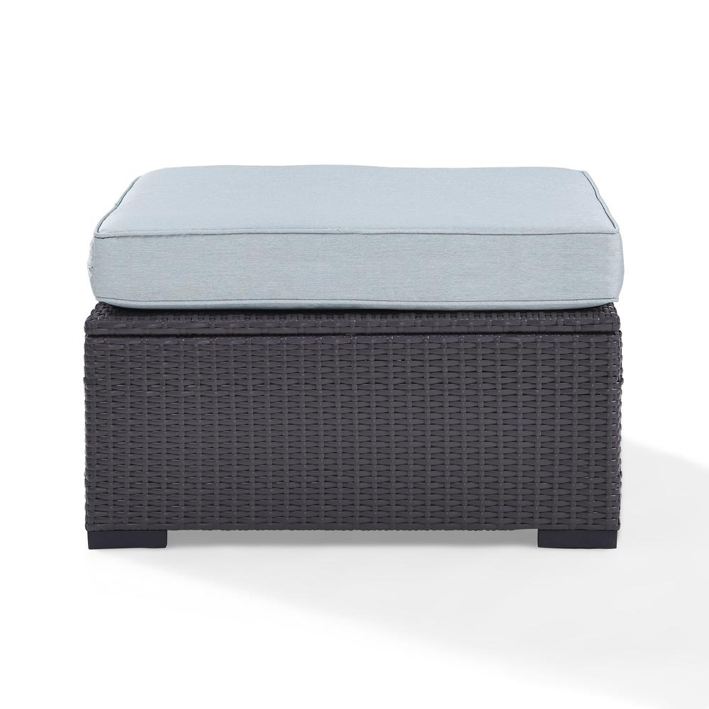 Biscayne Wicker Outdoor Ottoman. Picture 1