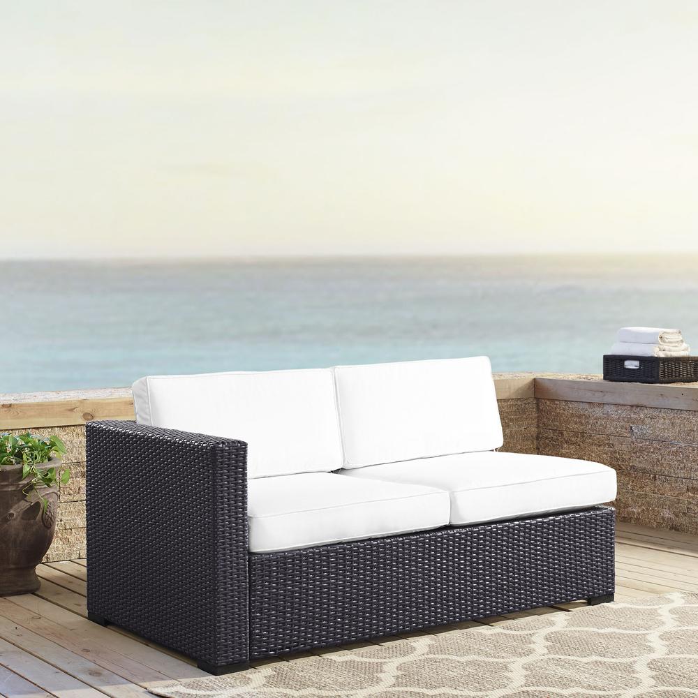 Biscayne Wicker Outdoor Sectional Loveseat. Picture 2