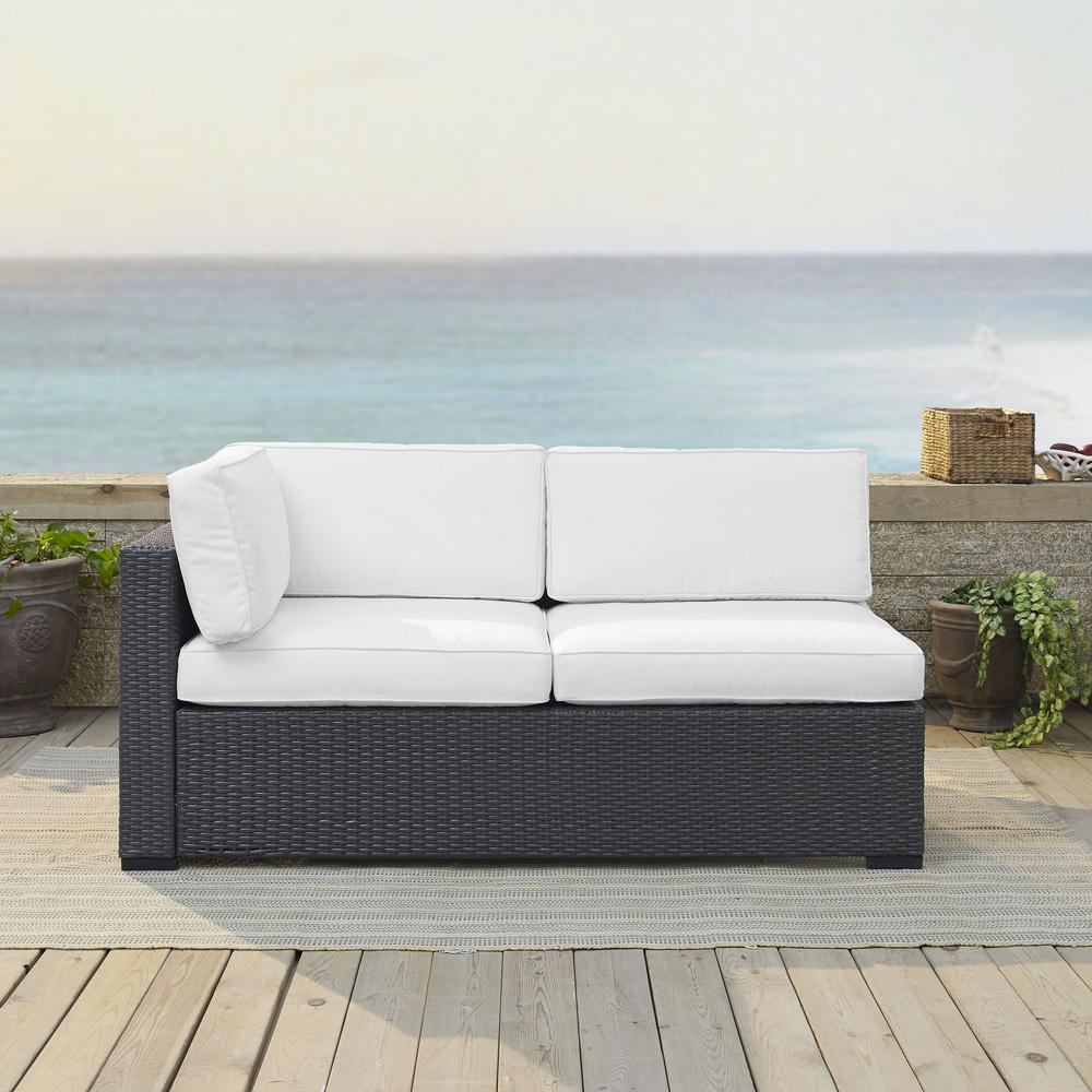 Biscayne Wicker Outdoor Sectional Loveseat. Picture 3