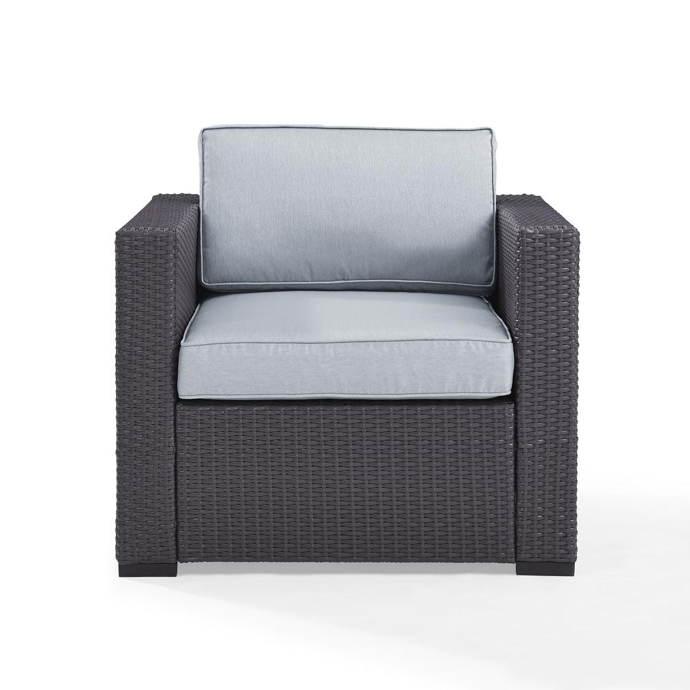 Biscayne Wicker Outdoor Chair. Picture 1