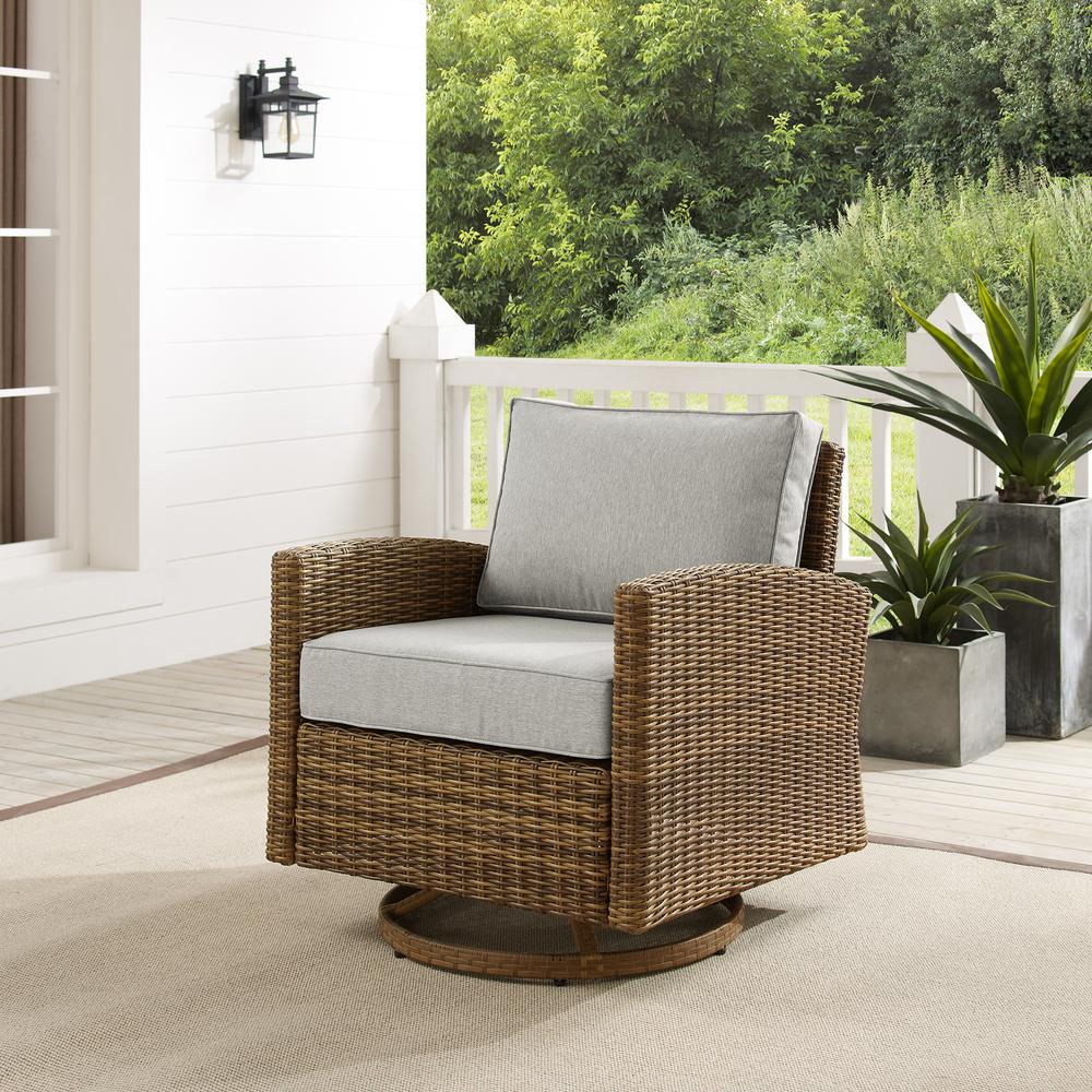 Bradenton Wicker Swivel Rocker Outdoor Chair. Picture 7