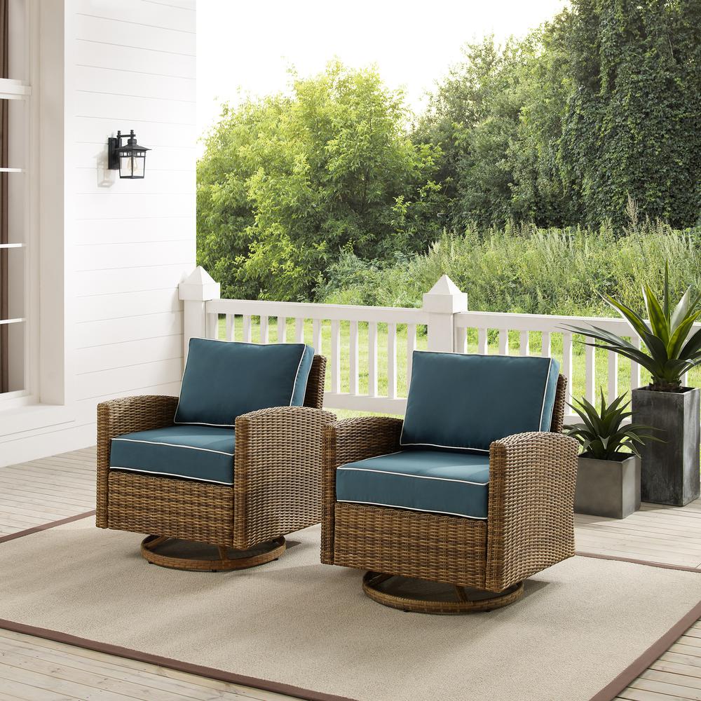 Bradenton 2Pc Wicker Swivel Rocker Outdoor Chair Set - 2 Swivel Rockers. Picture 2