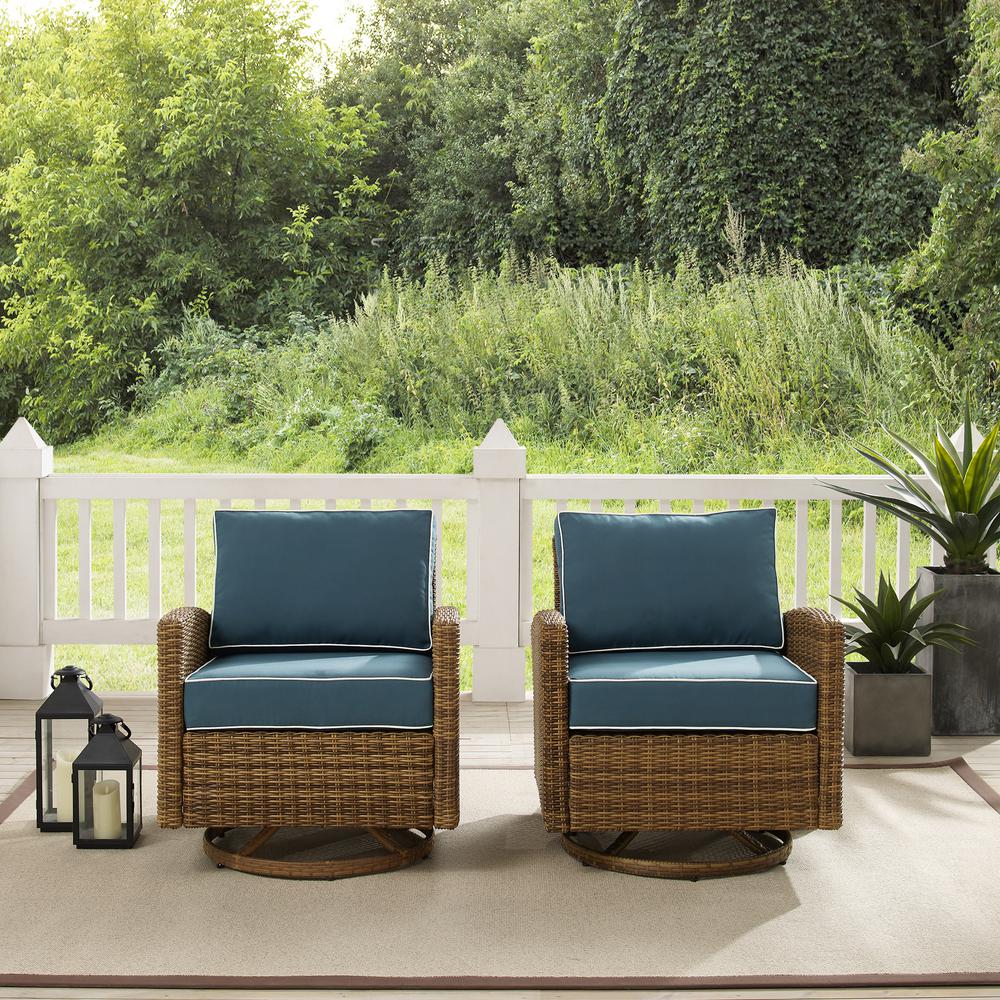 Bradenton 2Pc Wicker Swivel Rocker Outdoor Chair Set - 2 Swivel Rockers. Picture 3