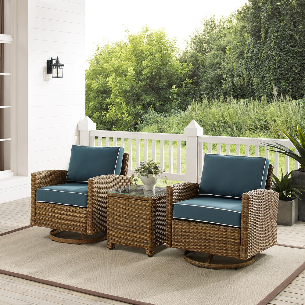 Bradenton 3Pc Wicker Swivel Rocker Outdoor Chair Set, Side Table & 2 Rockers. Picture 2